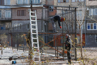 Շենգավիթ վարչական շրջանի բակերում մեկնարկել են բարեկարգման աշխատանքները 