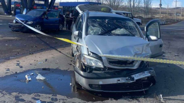 Արտաշավանում բախվել է 3 «Opel»․ տուժածների թվում կա անչափահաս