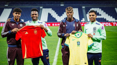 Տեղի է ունեցել պատմական ֆոտոսեսիա Նիկո Ուիլյամսի, Լամին Յամալի, Վինիսիուսի և Ռոդրիգոյի մասնակցությամբ. RFEF