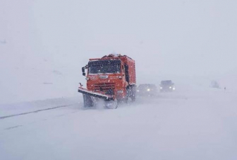 Գեղարքունիքի մարզում ձյան տեղումների և սաստիկ բքի պատճառով կան փակ և դժվարանցանելի ճանապարհներ