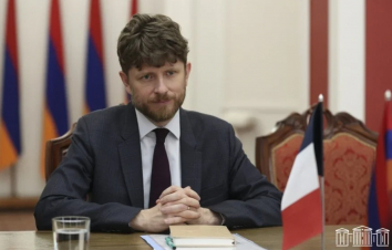 Գտնվելով շփման գծին հնարավորինս մոտ` Եվրամիության առաքելությունը ցրում է կեղծ լուրերը. ՀՀ-ում Ֆրանսիայի դեսպան