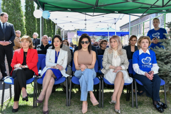 Աննա Հակոբյանը ներկա է եղել «Իմ ուղին» կենտրոնի սաների «Ես ձեզ նման չեմ, ես ձեզնից մեկն եմ» համերգին և ցուցահանդես-վաճառքին