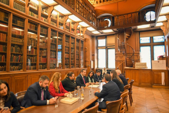 Փարիզի փոխքաղաքապետ Անուշ Թորանյանը հյուրընկալել է երևանյան պատվիրակության անդամներին