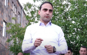 Քանի դեռ զրուցում ենք, երևանցիները կանգառներում սպասում են, ամեն մեկիս գործը ծառայությունն է այս քաղաքին․ Ավինյան