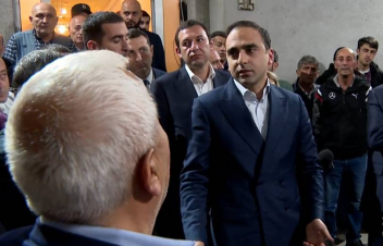 Առավոտից հասարակական տրանսպորտը նորմալ աշխատում է. Ավինյանն անձամբ է այցելել «Երևանի ավտոբուս», զրուցել վարորդների հետ