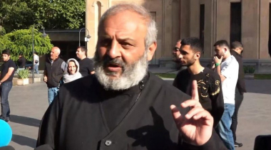 Սարդարպատում Բագրատին ու նրա հովանավորներին օդի ու ջրի չափ անհրաժեշտ են տեսարաններ՝ բախումներ, սադրանքներ