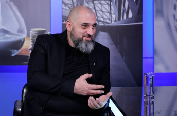 Շիրակի մարզի 43–ամյա բնակիչը կալանավորվել է` խուլիգանություն կատարելու և հոգեմետ նյութեր ապօրինի պահելու մեղադրանքով