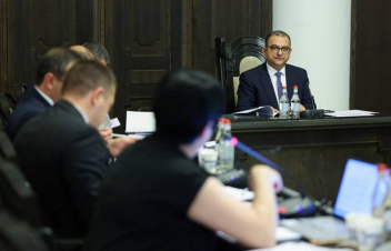 Կայացել է սուբվենցիոն հայտերի գնահատման հանձնաժողովի նիստը․ համայնքներից ստացված 49 ծրագիր է քննարկվել