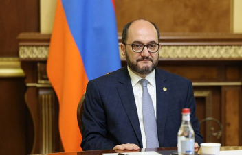 Կաթողիկոսի կողմից ղեկավարվող այս շարժումը նպատակ ուներ «ֆեյք» իրականություն ստեղծելով տարածել անորոշություն և հուսալքություն. Հարությունյան 