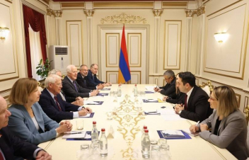 ԱԺ նախագահը ԱՄՆ կոնգրեսական պատվիրակությանն է ներկայացրել ՀՀ կառավարության մշակած «Խաղաղության խաչմերուկ»-ը