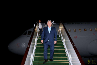 Օրբանը ժամանել է Ադրբեջան