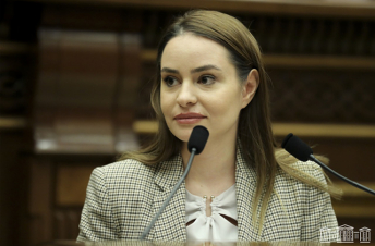 Որեւէ բան չի փոխվել, Հայաստանը եվրաինտեգրման ճանապարհով գնում է. Սոնա Ղազարյան