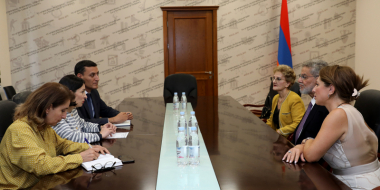 ԿԳՄՍ նախարարն ընդունել է «Ավետարան ըստ Փարաջանովի» վավերագրական ֆիլմի հովանավորներին