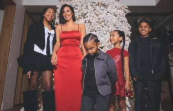 Քիմ Քարդաշյանն ամանորյա ֆոտոշարք է հրապարակել