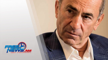 3 մետրանոց քամակ, կլիզմա, ինչ-որ մեկի տռուսիկ... Ռոբերտ Քոչարյանի ասուլիսը