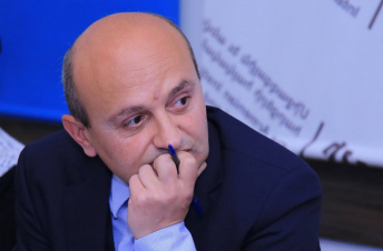 Արցախցի ընտանիքից լսեցի, որ իրենց համոզում են չվերցնել ՀՀ քաղաքացիություն ու չօգտվել կառավարության ծրագրերից. Սաֆարյան