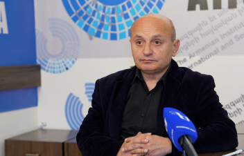 ԱԺ-ում սադրանք հրահրող, Արցախում հասարակությանը ՀՀ-ի դեմ տրամադրող ուժը Հայաստանում անելիք չունի. Սաֆարյան