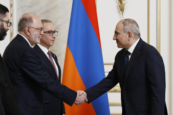 Վարչապետն ընդունել է Ամերիկայի Հայ Ավետարանչական ընկերակցության պատվիրակությանը