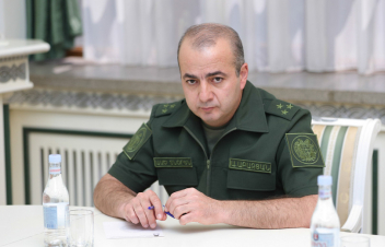 Արմեն Աբազյանի որդին Երևանի կենտրոնում բնակարանը ձեռք է բերել դրա օրինական սեփականատիրոջից. ԱԱԾ-ի պարզաբանումը