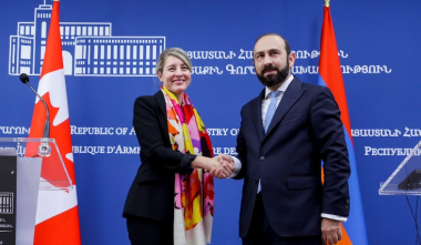 Միրզոյանը շնորհավորել է Ժոլիին` նոր պաշտոնի անցնելու կապակցությամբ