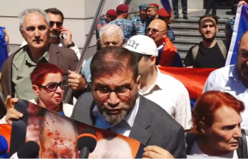 Ակցիա ԱԳՆ շենքի դիմաց. հասարակական կարգի պահպանության համար միջամտել են ոստիկանները