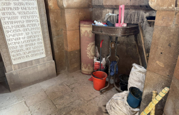 Վիրավորանք հնչեցնողները գուցե նույն վարպետությամբ բացատրեն, թե ինչ է սա և ինչով է տարբերվում չուլանից. Չախոյան