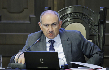 Ես եկեղեցո՞ւ դեմ եմ դուրս եկել․ դուրս եմ եկել մեր եկեղեցու սրբությունները պղծողների դեմ․ Նիկոլ Փաշինյան