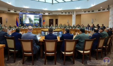 Սուրեն Պապիկյանի գլխավորությամբ տեղի է ունեցել պաշտպանության նախարարին կից կոլեգիայի նիստ