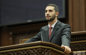 Քաղաքական դիակները պիտի լինեն հոգևոր դիակների կողքին. Ռուբինյանը՝ Սարգսյանին, Քոչարյանին և Տեր-Պետրոսյանին