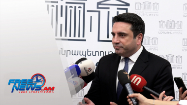 Ալեն Սիմոնյանը՝ Բագրատ Գալստանյանի, ձայնագրությունների ու կաթողիկոսի հրաժարականի մասին