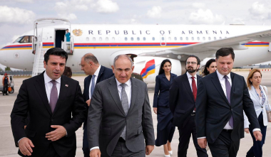 Աշխատանքային այցով ժամանեցի Ֆրանսիա. վարչապետ