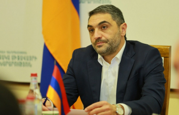 Հակոբ Սիմիդյանը կազատվի պաշտոնից