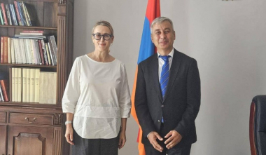 Իտալիան կարող է կարևոր դեր խաղալ Հայաստանի և Ադրբեջանի միջև երկխոսության հարցում. Դեբորա Բերգամինի