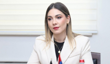 Սահմանադրական բարեփոխումների խորհրդի նիստից առաջ աշխատանքային քննարկում եմ ունեցել գործընկերներիս հետ. Սրբուհի Գալյան