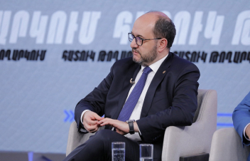 Թաթոյան Արմանին ասեք՝ վերջ տա «Ինչպես անցկացրի ամառային արձակուրդները» շարադրություններին. Հարությունյան