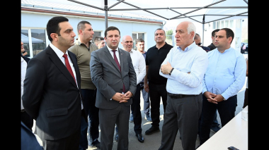 Վահագն Խաչատուրյանն այցելել է հայ-իրանական սահմանին գտնվող Մեղրիի անցակետ