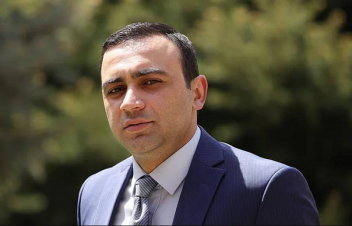 Ցեղասպանության հուշահամալիրից հետո անհրաժեշտություն կա որոշ ընդդիմադիրների ուղեղը նորոգելու. Չախոյան