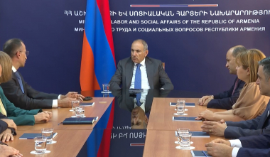 Վարչապետը շնորհակալություն է հայտնել Նարեկ Մկրտչյանին, հաջողություններ մաղթել Արսեն Թորոսյանին