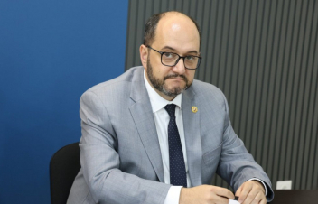 Մաղձը գլխներումդ, թուքը շուրթերին՝ օգուտ չեք տալիս պետությանը․ Հարությունյանը՝ մամուլի հրապարակումների մասին