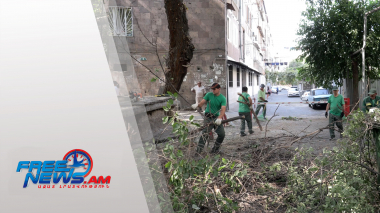 Երևանյան բակերը մաքրվում են աղբից