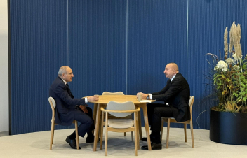 Նիկոլ Փաշինյանը և Իլհամ Ալիևը հանդիպել են Կոպենհագենում