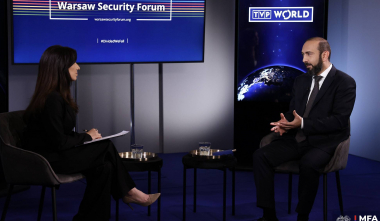 Ադրբեջանական կողմն առաջ է քաշում որոշակի նախապայմաններ, մենք չենք կիսում այդ օրակարգը. ԱԳ նախարարի հարցազրույցը լեհական TVP World-ին