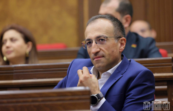 Բուժքույրերն ու բուժեղբայրները ոչ թե թիրախավորման ու նսեմացման են արժանի, այլ միայն մեծարանքի. Թորոսյան