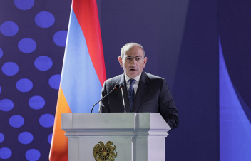 Փաշինյանը բացառում է եկեղեցականների նկատմամբ իրավապահների գործողությունների ապօրինի լինելը