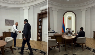 Նիկոլ Փաշինյանը աշխատանքային հանդիպում է ունեցել Արմավիրի մարզպետի հետ