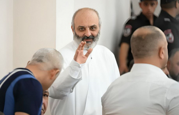 Դատարանը 3 ամսով երկարացրել է Գալստանյանի կալանքի ժամկետը