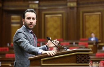 Կեցցե´ Վաղարշապատը․ Ժողովրդի կամքը անսասան է, ժողովրդավարությունը` պաշտպանված․ Կոնջորյան