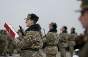 Պարտադիր զինվորական ծառայության ժամկետը կրճատվեց. ԱԺ-ն ընդունեց օրենքի փոփոխության նախագիծը