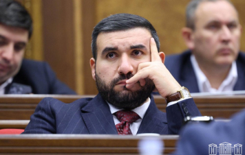 Սրանք որ ասում են «տիրադավ»՝ բառի «տեր» արմատի տակ ԿԳԲ-ն նկատի ունեն․ Ալեքսանյան