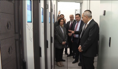 Վարչապետը ԵՊՀ-ում ծանոթացել է նոր գերհամակարգչային կենտրոնի գործունեությանը